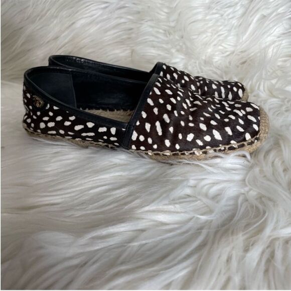Tory Burch Black and White Mckenzie‎ Dotted Pony Espadrille Slip On Flats 7.5 - Picture 2 of 10